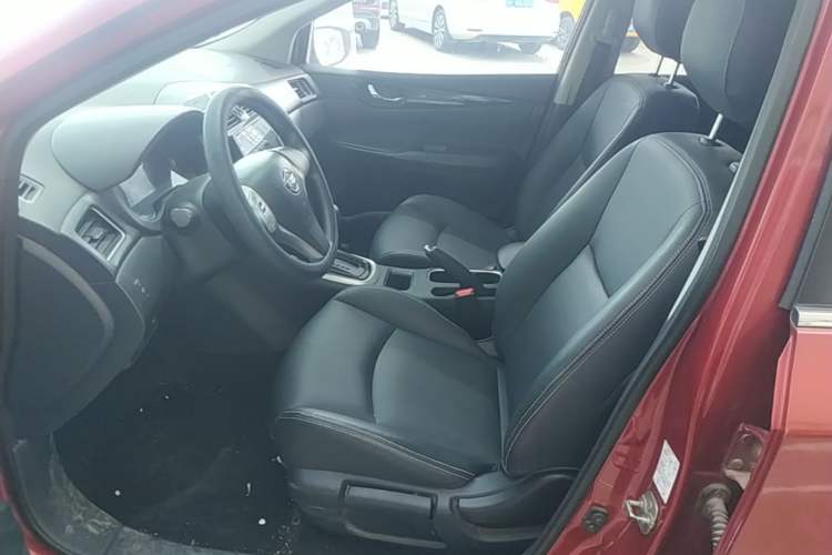Used Nissan Tiida 2019 1.6L CVT Cool Edition China VI Standard Left Front Seat