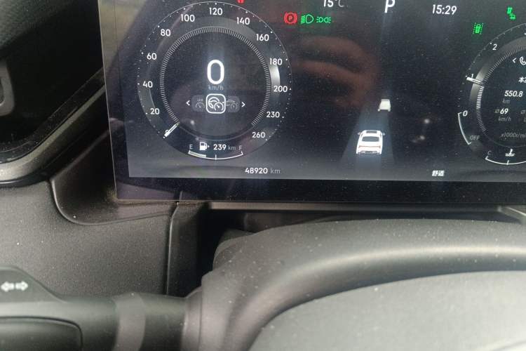 Used Lynk & Co 03 2023 1.5TD DCT JingPro Odometer Close Up