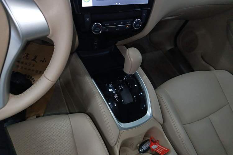 Used Nissan X-Trail 2014 2.0L CVT Comfort Edition 2WD
