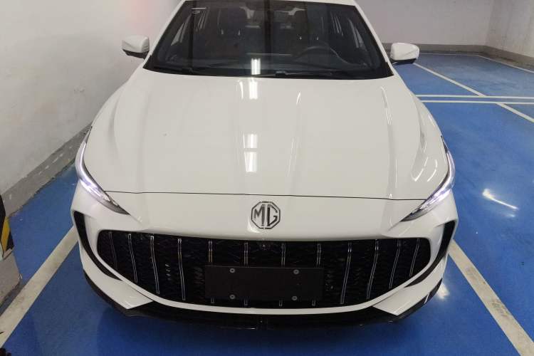 Used MG 5 2025 180 DVVT Global Luxury Edition