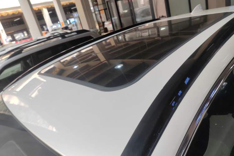 Used Mitsubishi AIRTREK 2022 Hardcore Edition