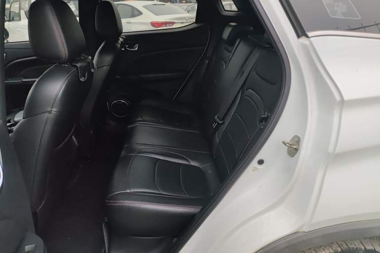 Used Dongfeng Fengon 500 2021 1.5L CVT Enjoyment Model
