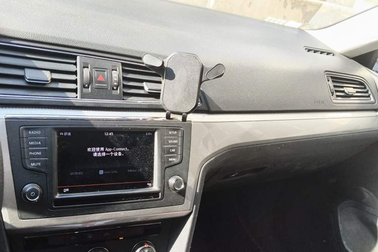 Used Volkswagen Lamando 2017 230TSI Manual Trend Edition
