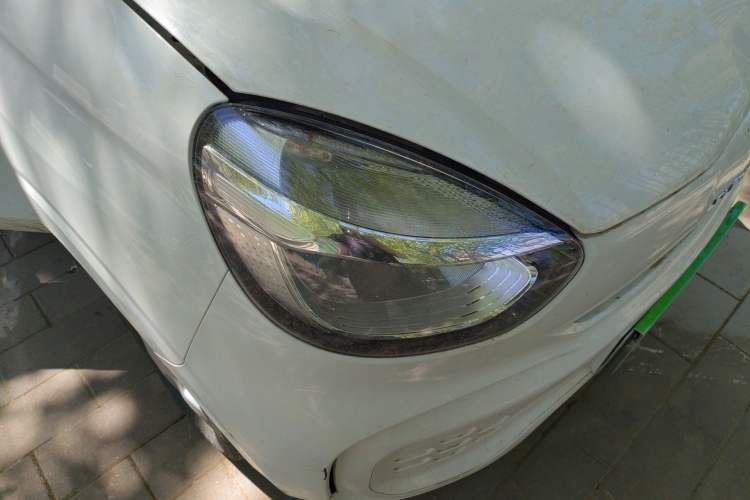 Used Roewe Clever 2021 302 km New Four-Seater Super-Efficient Version