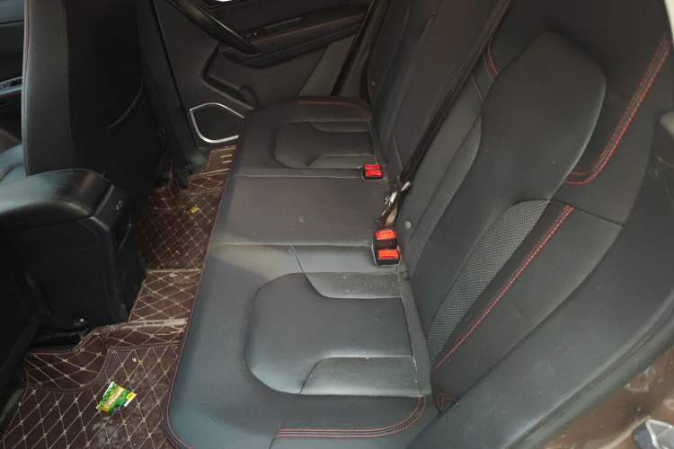 Used FAW Senya R7 2017 1.6L Manual Luxury Model Left Rear Seat