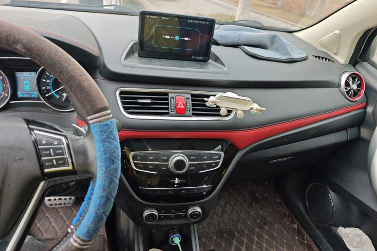 Used Haval H1 2016 Revised Version Blue Badge 1.5L AMT Luxury Edition