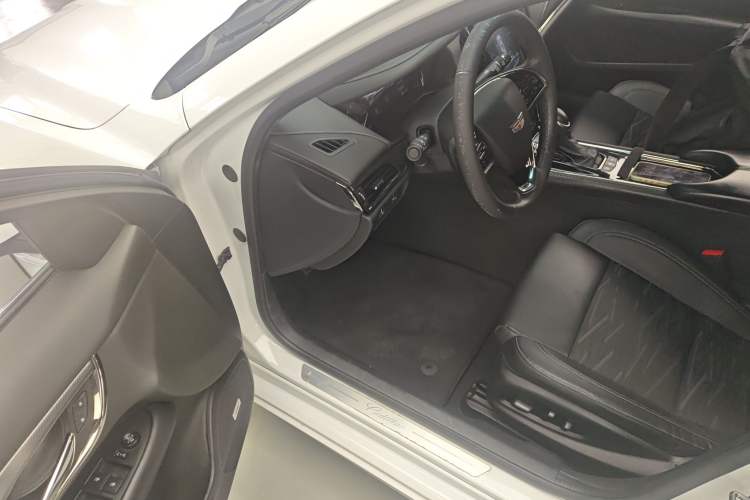 Used Cadillac ATS-L 2017 28T Tech Edition Driver Seat