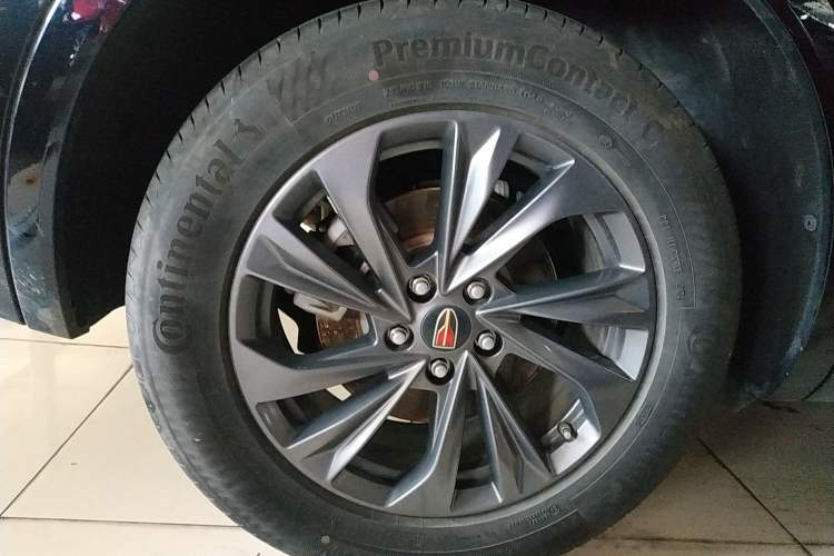 Used Hongqi HS5 2023 2.0T Qixiang Pro Edition Right Rear Wheel Hub