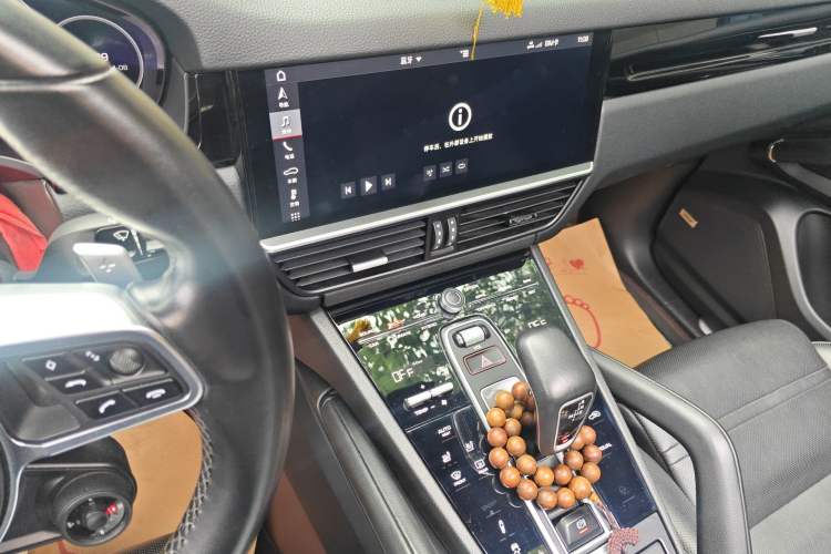 Used Porsche Cayenne E-Hybrid 2019 Cayenne E-Hybrid 2.0T Audio And AC Panel