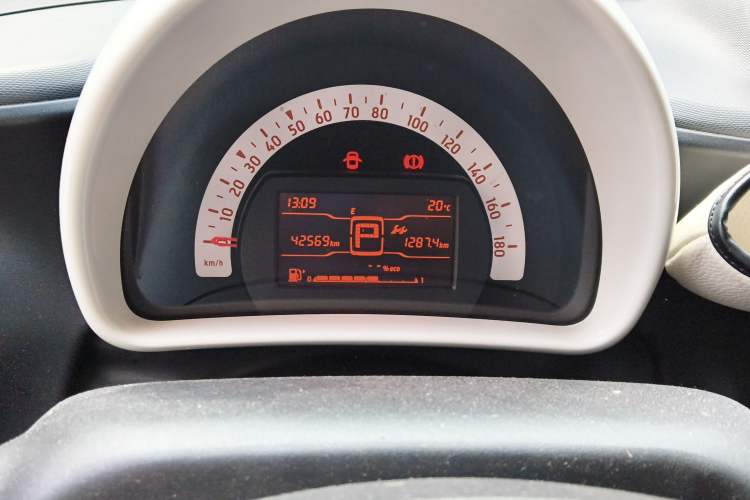 Used smart fortwo 2018 1.0L 52kW Hardtop Dynamic Version China V
