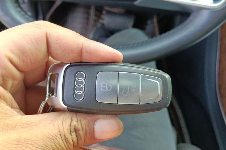 Used Audi A8 2019 A8L 55 TFSI quattro Luxury Model