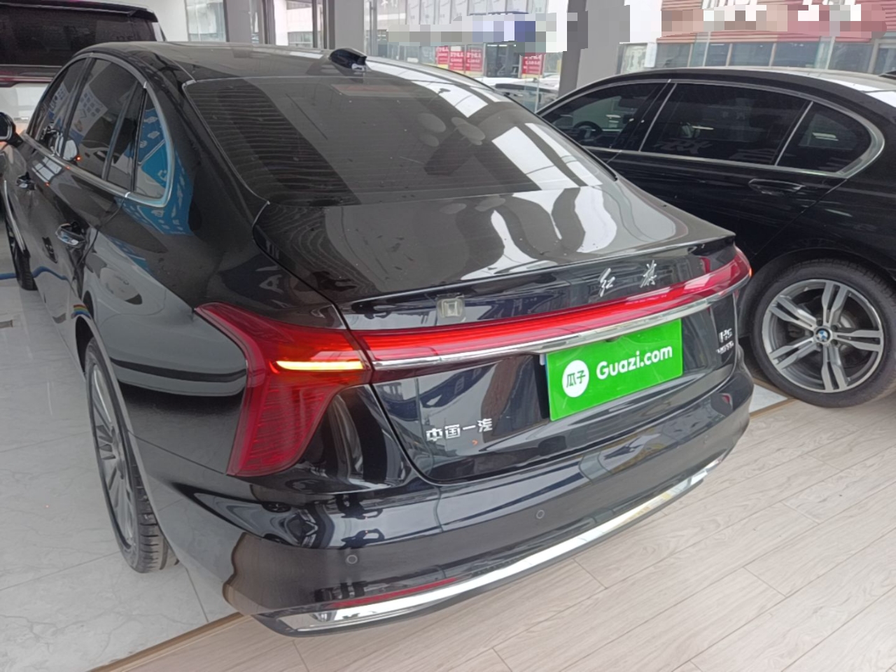Hongqi H5 2025 2.0T Automatic Flag Edition – 500 000 Units Commemorative Version — снимка 5