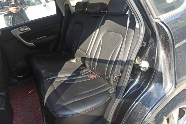 Used Haval H6 2015 Upgraded Model 1.5T Manual 4x4 Elite Version