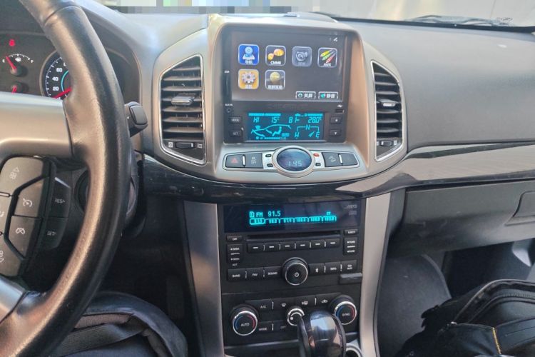 Used Chevrolet Captiva 2014 2.4L 4x4 Flagship Edition 7 Seats