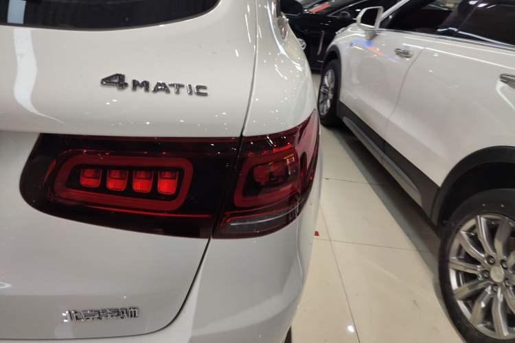 Used Mercedes-Benz GLC 2021 GLC 300 L 4MATIC Dynamic Model
