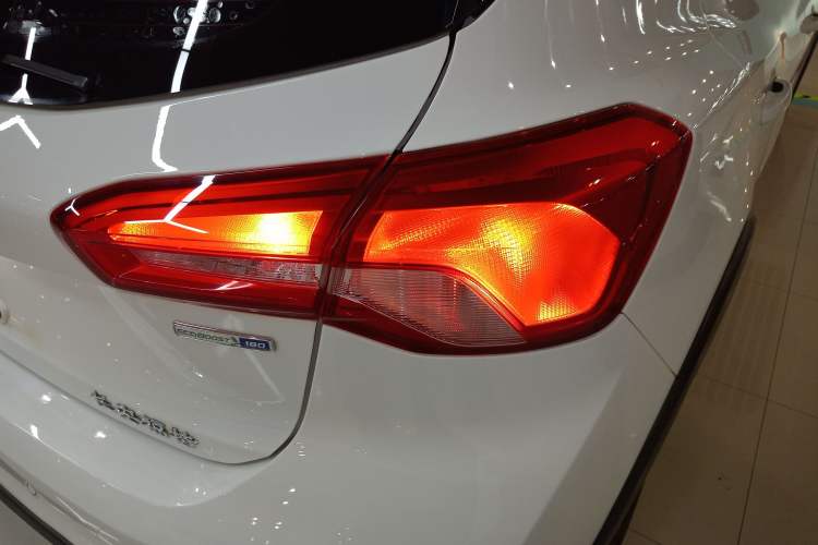 Used Ford Focus Active 2020 EcoBoost 180 Automatic Trendy Model
