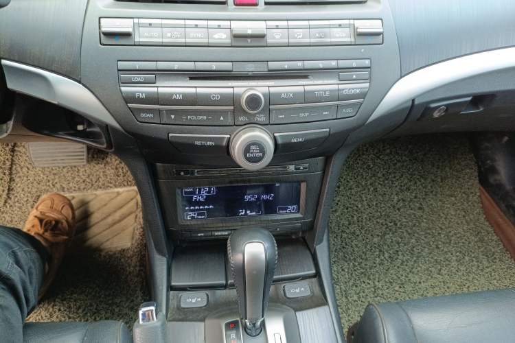 Used Honda Crosstour 2012 2.4L Luxury Edition Gear Lever