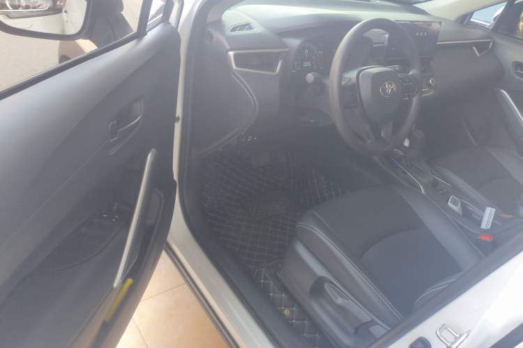 Used Toyota Corolla Cross 2024 2.0L Elite Edition Driver Seat