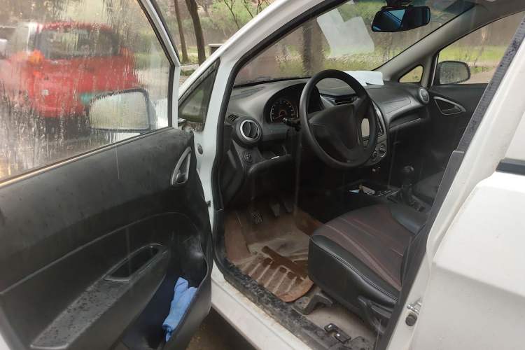 Used Chevrolet Sail 2013 Sedan 1.2L Manual Happiness Edition
