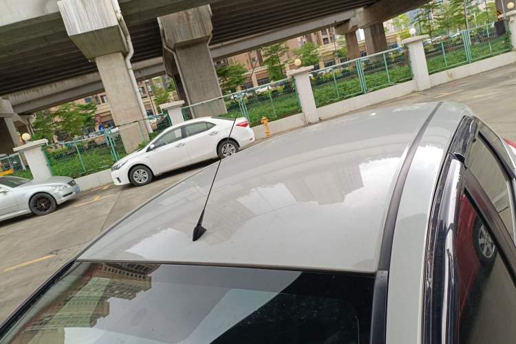 Used Honda Fit 2014 1.5L SE CVT Fashion Model
