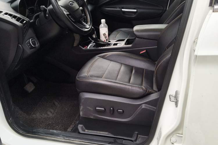 Used Ford Kuga 2017 EcoBoost 245 Four-Wheel-Drive Sport Model
