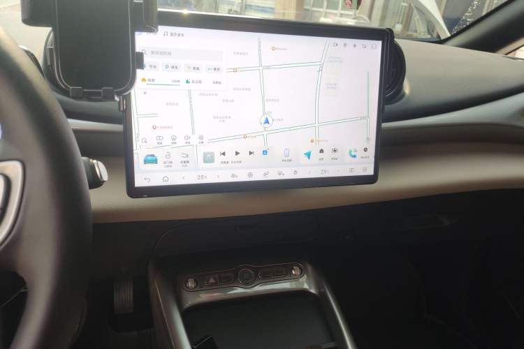 Used BYD Dolphin 2025 Smart Drive Version 420 km Freedom Edition