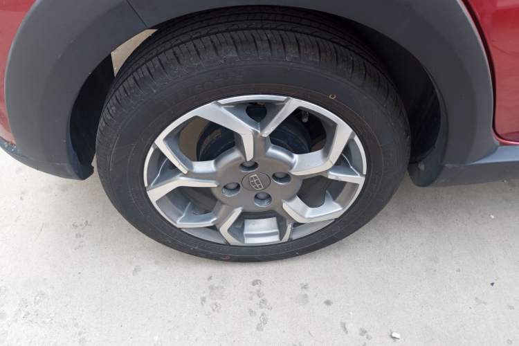 Used Geely Auto Vision X1 2017 1.3L Automatic Fun Edition