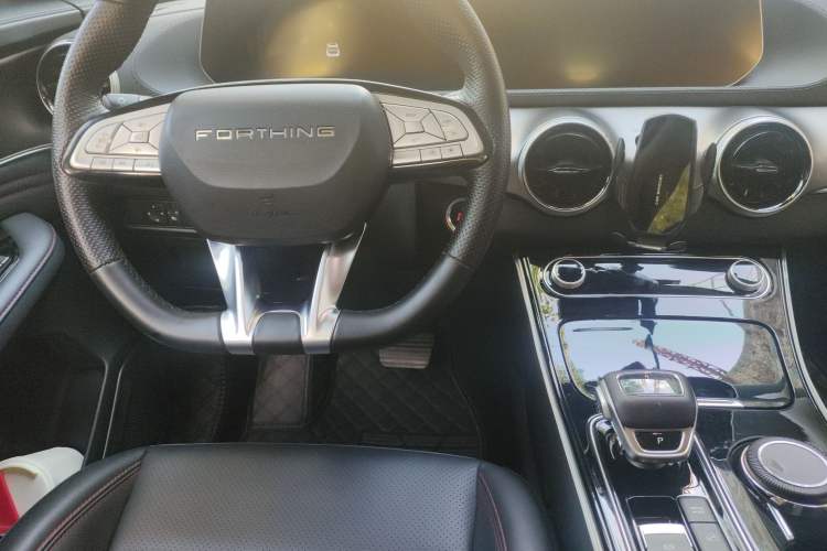 Used FORTHING T5 EVO 2021 1.5TD DCT Diamond Edition