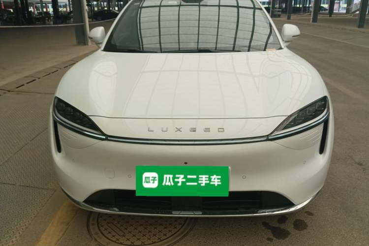 Used Hima Luxeed R7 2024 All-Electric 736 km Ultra Front