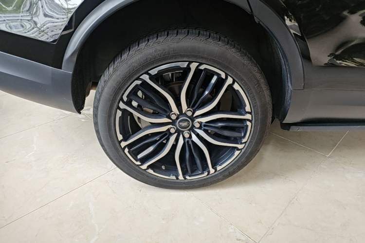 Used Land Rover Discovery 2020 2.0T SE