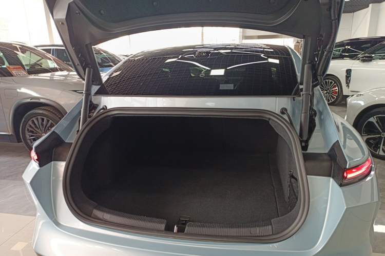 Used Nio ET5 2022 75 kWh