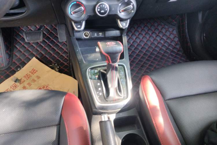 Used Kia KX Cross 2017 1.4L AT GLS
