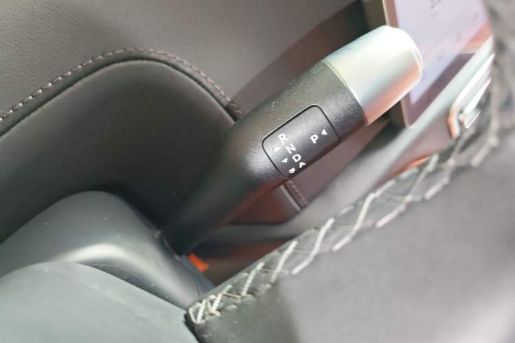 Used Li Auto L8 2024 Pro Model
