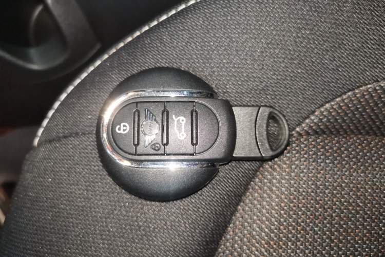 Used MINI MINI 2023 1.5T ONE