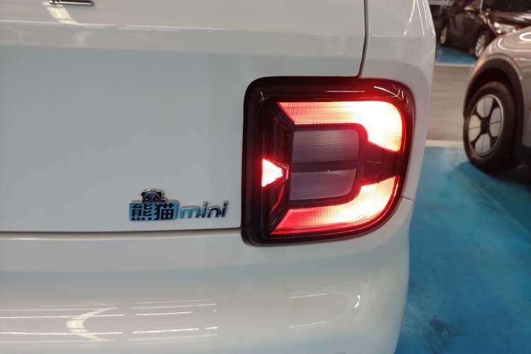 Used Geely Galaxy Panda 2024 Panda Mini 200km Endurance Bear