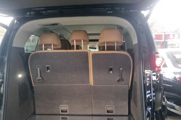 Used Denza D9 2022 DM-i 970 Four-Wheel Drive Flagship Model