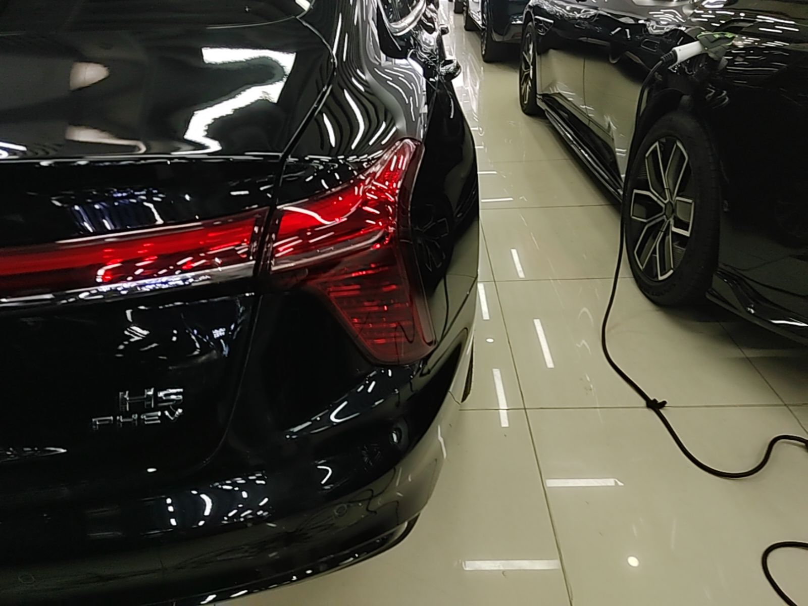 Hongqi H5 PHEV 2025 170 Super Hybrid Version — снимка 9