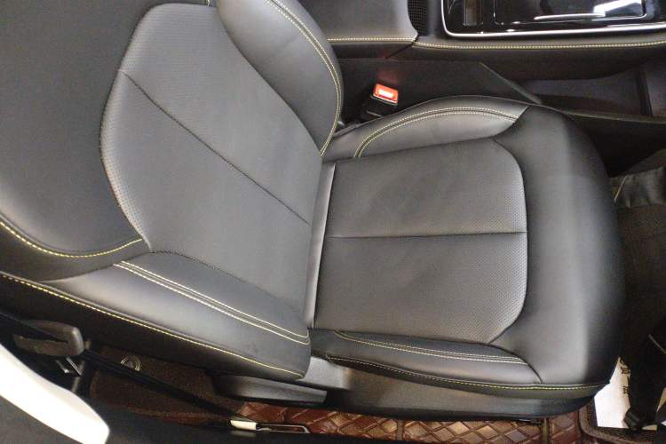 Used Roewe i6 MAX New Energy 2021 EV 500 Skyroof Deluxe Edition Right Front Seat