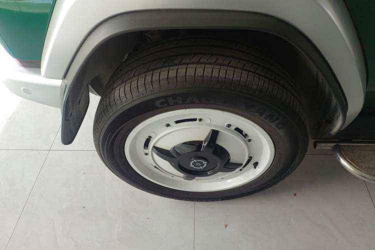 Used iCAR V23 2025 401 Two-Wheel Drive Intelligent Driving Version Right Rear Wheel Hub