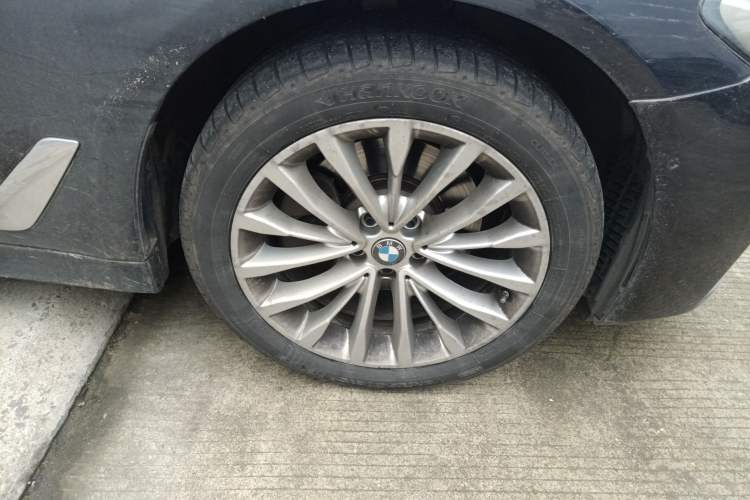 Used BMW 5 Series 2021 525Li Luxury Package
