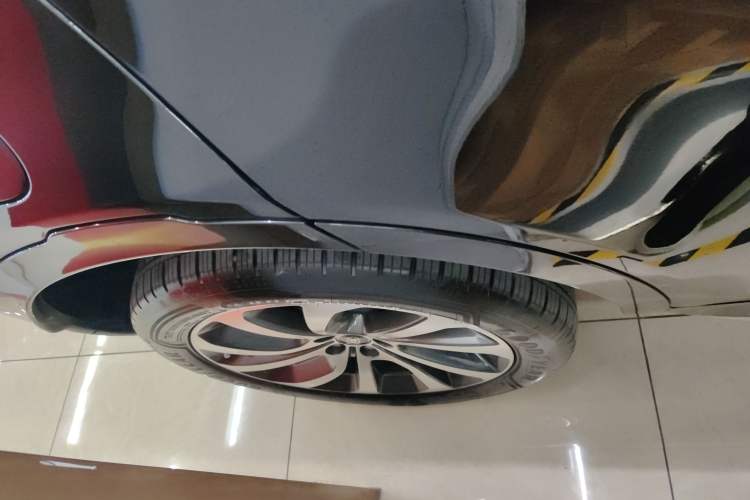 Used Land Rover Discovery Sport New Energy 2024 1.5T P300e Plug-in Hybrid Electric Version