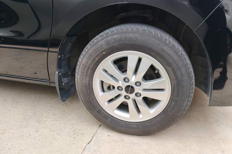 Used FORTHING M7 2021 1.8T Manual Luxury Model Right Front Wheel Hub