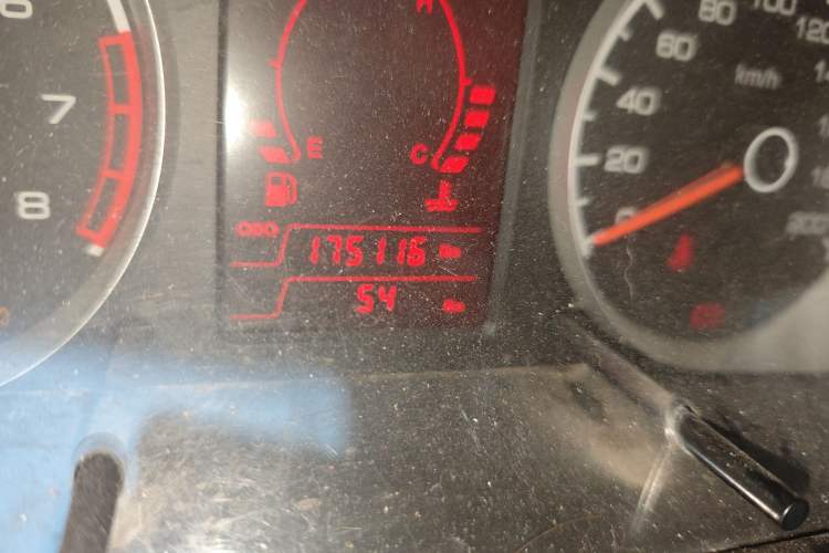 Used Suzuki Liana 2012 Hatchback 1.4 VVT Manual Luxury Model
