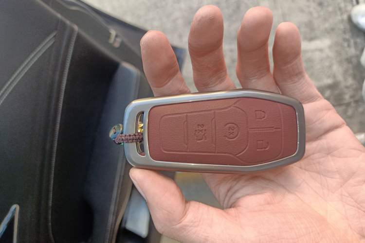 Used Ford Taurus 2015 EcoBoost 245 Luxury Model
