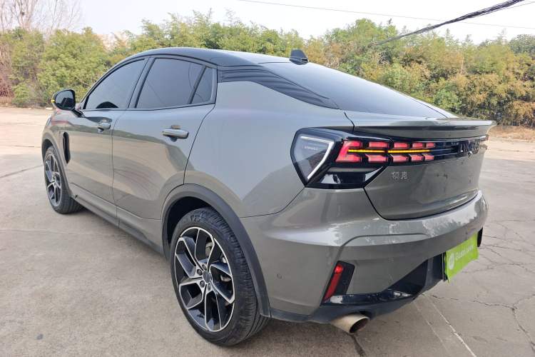 Used Lynk & Co 05 2020 2.0TD Two-Wheel Drive Shine Halo