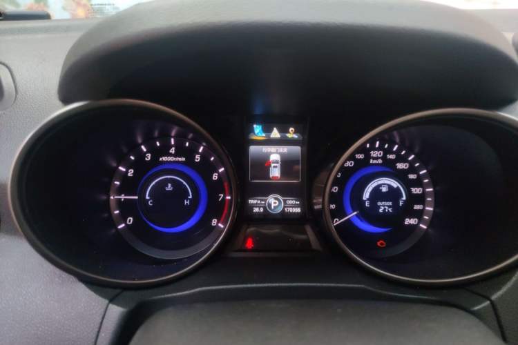 Used CHANGAN CS75 2014 1.8T Automatic Elite Model China IV Standard
