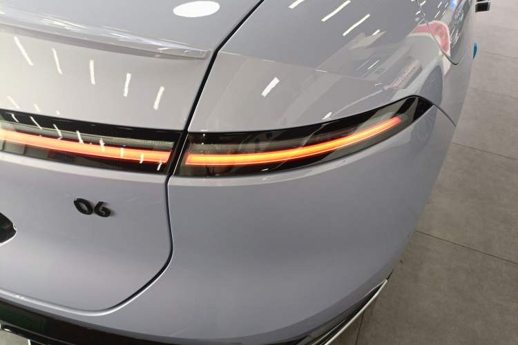 Used Avatr 06 2025 Pro Range-Extended Edition Right Rear Taillight