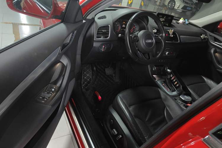 Used Audi Q3 2016 30 TFSI Fashion Model