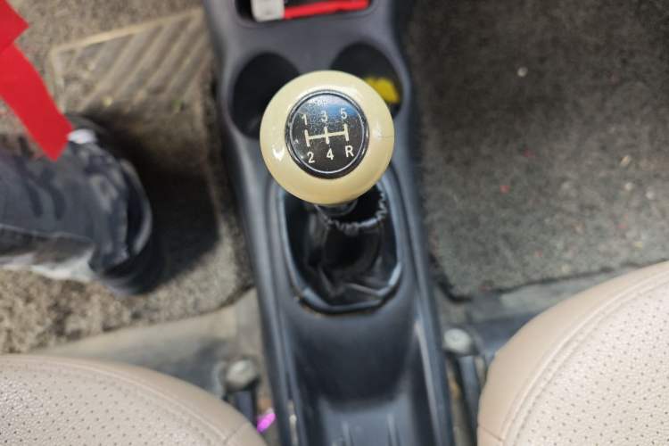 Used Baojun Lechi 2012 1.2L Manual Sport Edition Dynamic Model