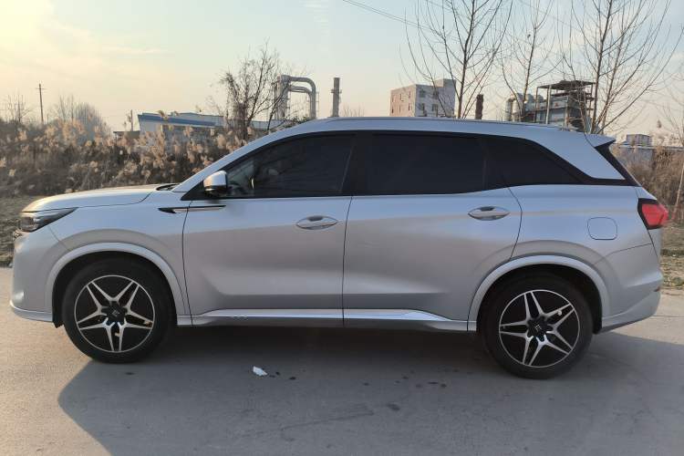 Used Landian E5 2023 1.5L DE-i 100KM Zhenxiang Edition 7-Seater